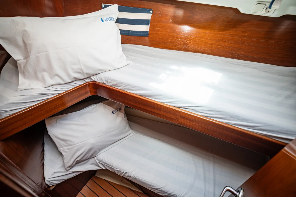 Hypo, a Beneteau Oceanis Clipper 411 sailboat at Pirovac, Croatia