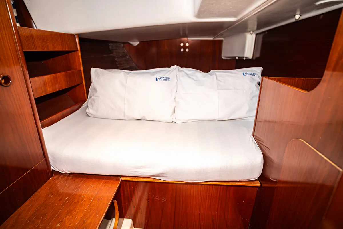Hypo, a Beneteau Oceanis Clipper 411 sailboat at Pirovac, Croatia