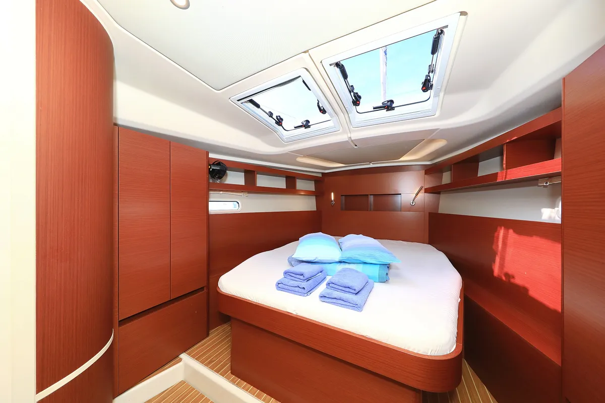 Cabin on Amarena, a Hanse 458 sailboat at Općina Sukošan, Croatia