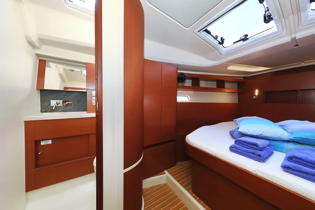Cabin on Amarena, a Hanse 458 sailboat at Općina Sukošan, Croatia