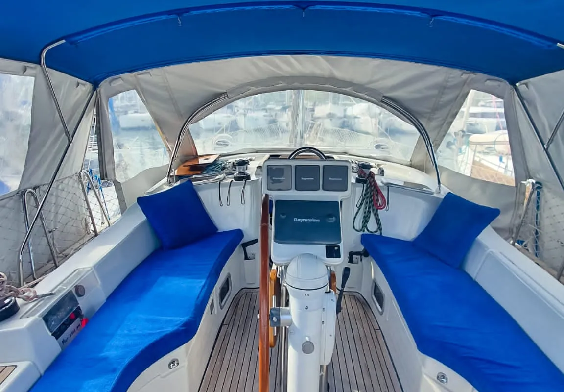 Cockpit of Derin, a Beneteau Oceanis Clipper 423 sailboat at Fethiye, Turkey