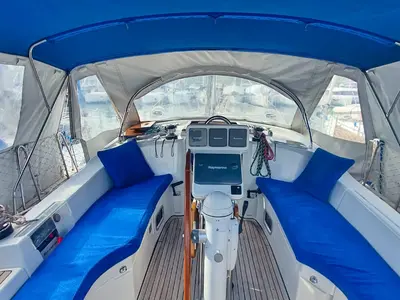 Cockpit of Derin, a Beneteau Oceanis Clipper 423 sailboat at Fethiye, Turkey