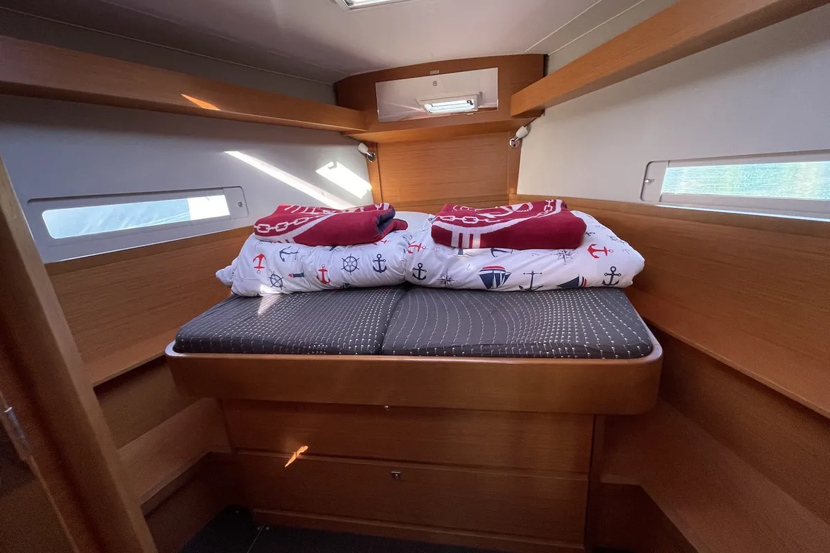 Cabin on Tian, a Dufour 430 sailboat at Fethiye, Turkey