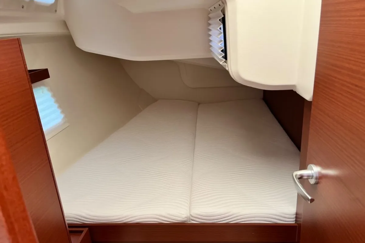 Cabin on Mersina, a Hanse 418 sailboat at Municipal Unit of Lefkada, Greece