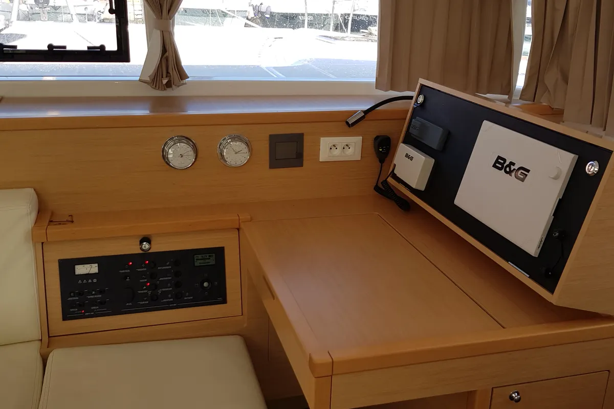 Salon of Senza Tempo, a Lagoon 400 S2 catamaran at Tonnarella, Italy