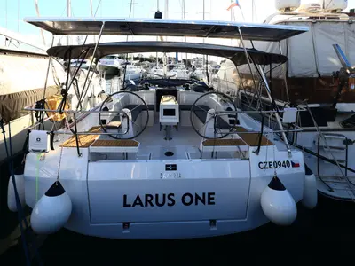 Larus One