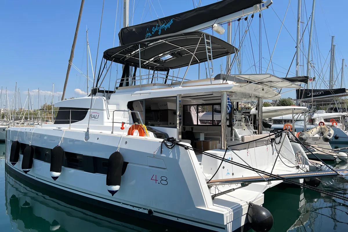 Exterior view of Holiday, a Bali 4.8 catamaran at Athens, Greece