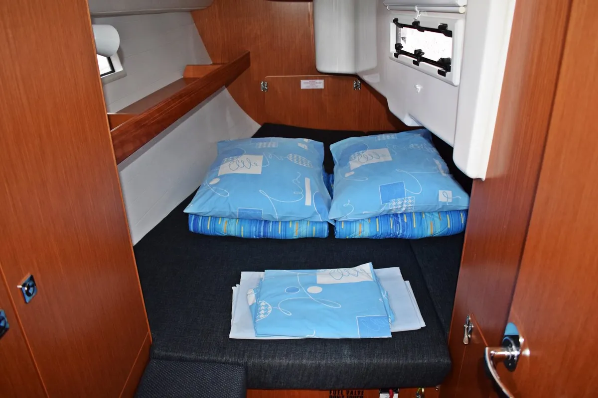 Cabin on Stončica, a Bavaria Cruiser 33 sailboat at Grad Kaštela, Croatia
