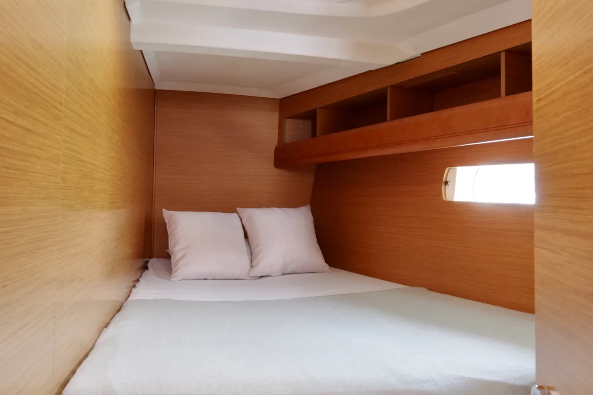 Cabin on Azzurra - Solar Panel, a Jeanneau Sun Odyssey 479 sailboat at Puntone di Scarlino, Italy