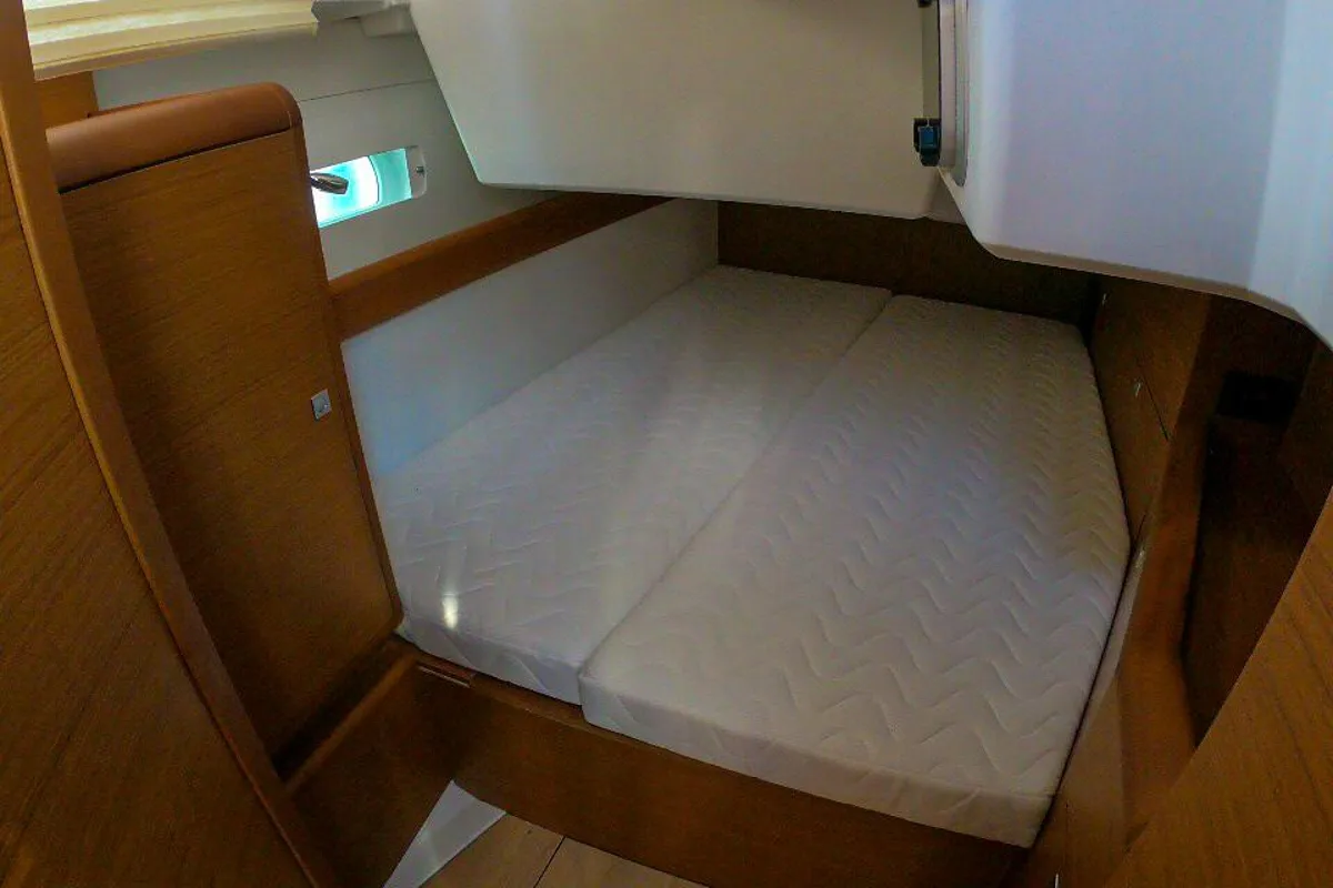 Cabin on Mayflower, a Jeanneau Sun Odyssey 519 sailboat at Benitses, Greece