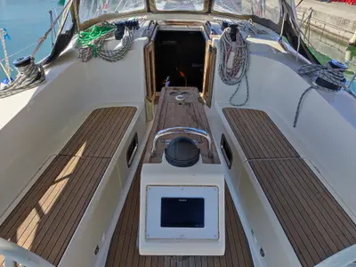 Deck of IOLI, a Bavaria Cruiser 41 sailboat at Municipal Unit of Lefkada, Greece