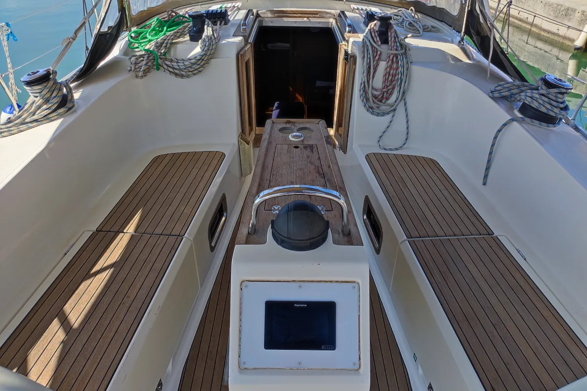 Deck of IOLI, a Bavaria Cruiser 41 sailboat at Municipal Unit of Lefkada, Greece