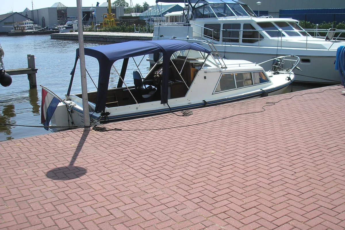 Exterior view of Amy, a Gulet Weekender 750 motorboat at Woudsend, Netherlands