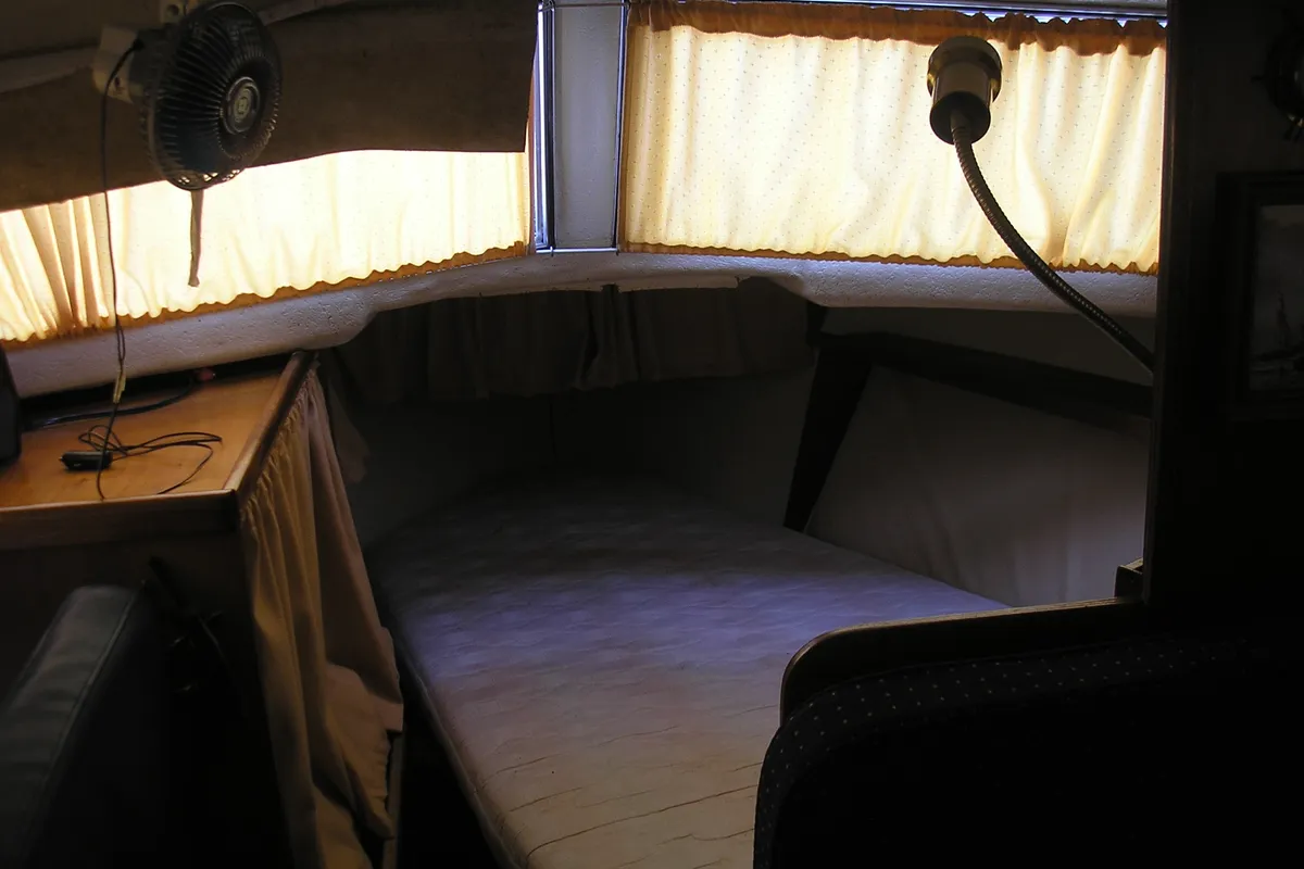 Cabin on Amy, a Gulet Weekender 750 motorboat at Woudsend, Netherlands
