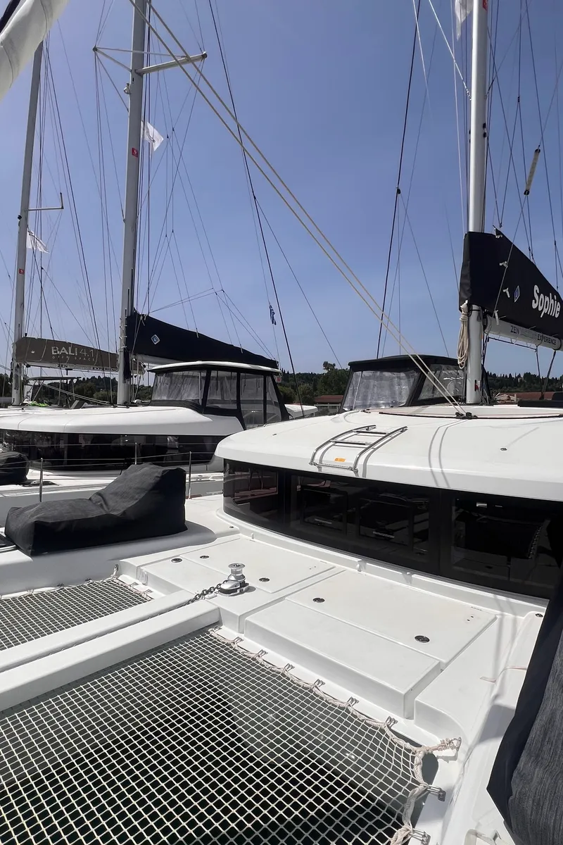 Exterior view of SOPHIE, a Lagoon 40 catamaran at Kontokali, Greece