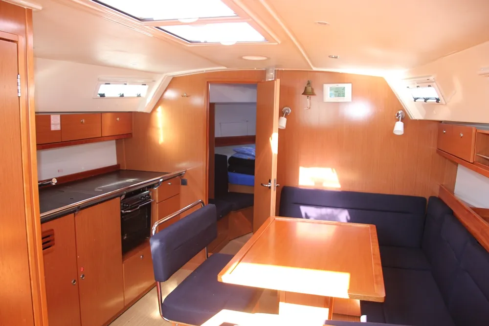 Salon of Inipi, a Bavaria Cruiser 40 sailboat at Općina Vrsar, Croatia