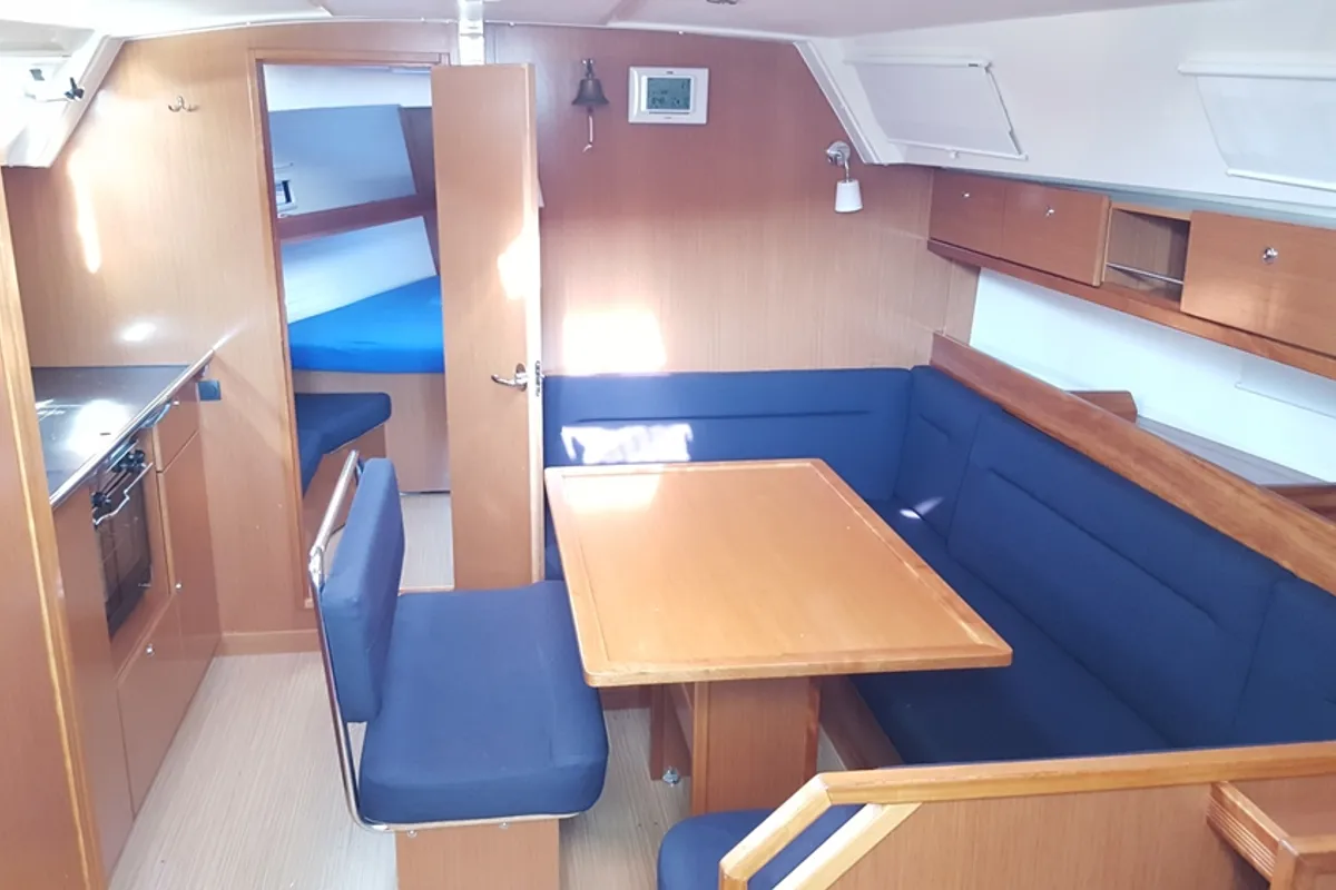 Salon of Inipi, a Bavaria Cruiser 40 sailboat at Općina Vrsar, Croatia