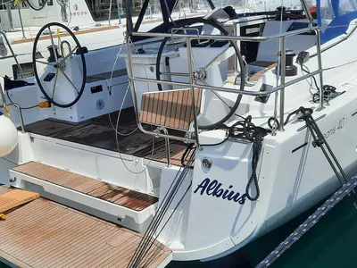Deck of ALBIUS, a Beneteau Oceanis 40.1 sailboat at Split, Croatia