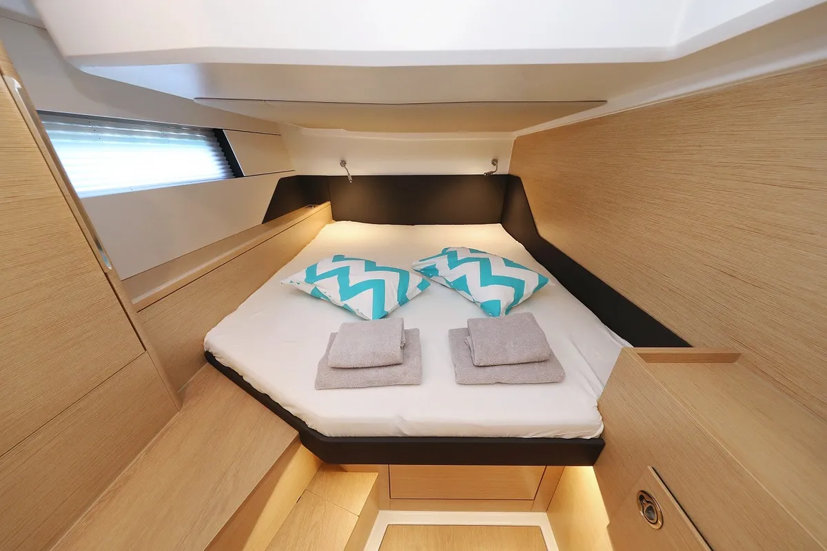 Cabin on Miss Moneypenny, a Hanse 460 sailboat at Grad Kaštela, Croatia