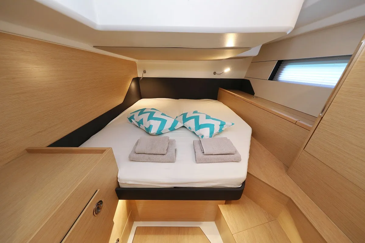 Cabin on Miss Moneypenny, a Hanse 460 sailboat at Grad Kaštela, Croatia