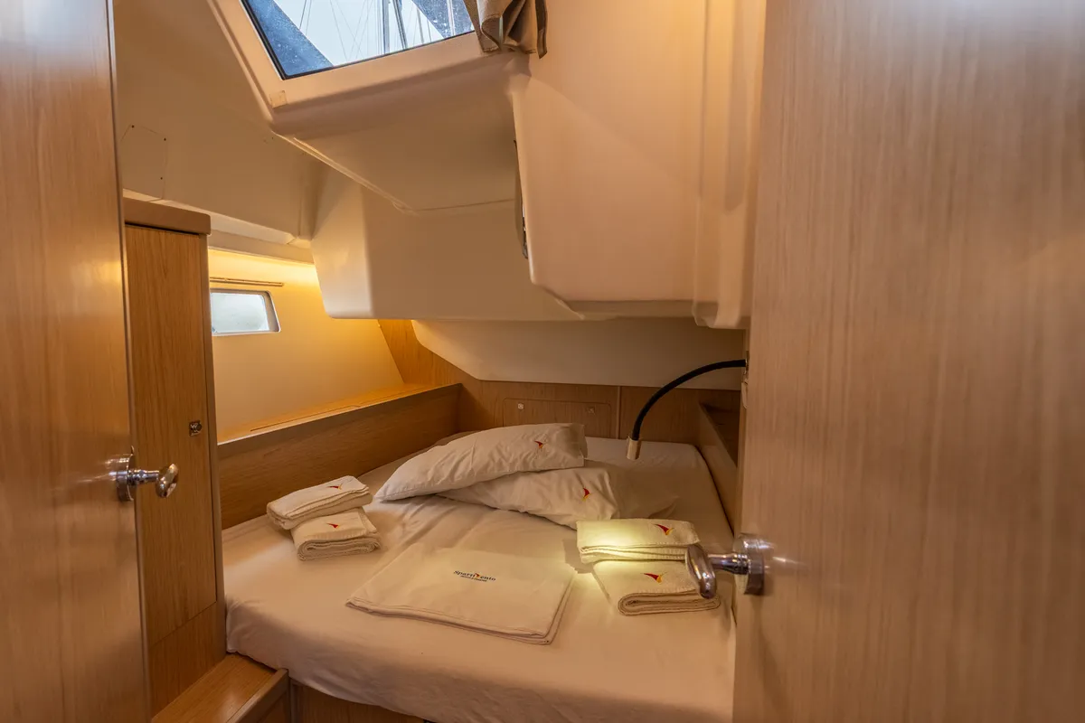 Cabin on Asteria - Standard line, a Beneteau Oceanis 45 sailboat at Capo d'Orlando, Italy