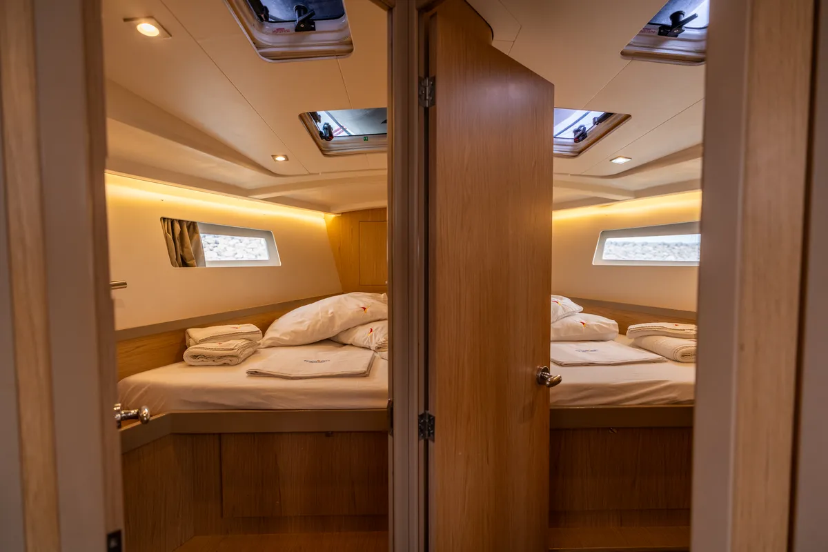 Cabin on Asteria - Standard line, a Beneteau Oceanis 45 sailboat at Capo d'Orlando, Italy