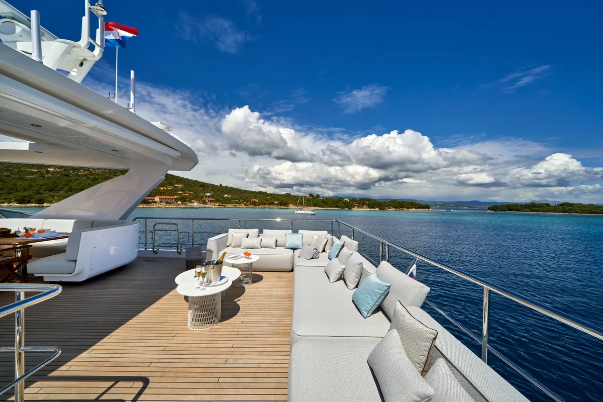 Deck of ALUMINIA TOO, a Azimut Grande 27 motor yacht at Grad Kaštela, Croatia