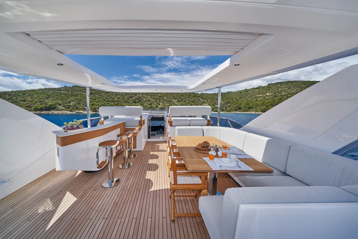 Deck of ALUMINIA TOO, a Azimut Grande 27 motor yacht at Grad Kaštela, Croatia