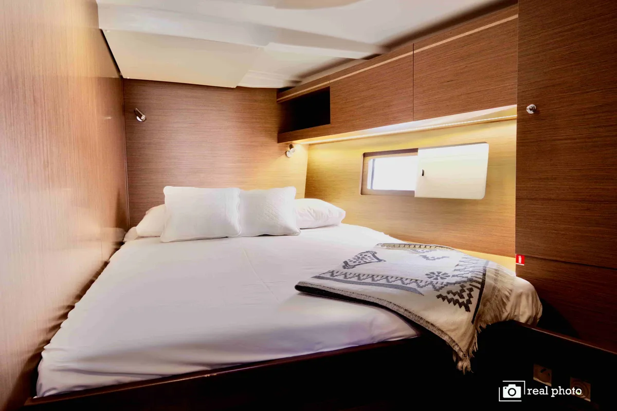 Cabin on Elettra, a Beneteau Oceanis 51.1 sailboat at Castellammare di Stabia, Italy