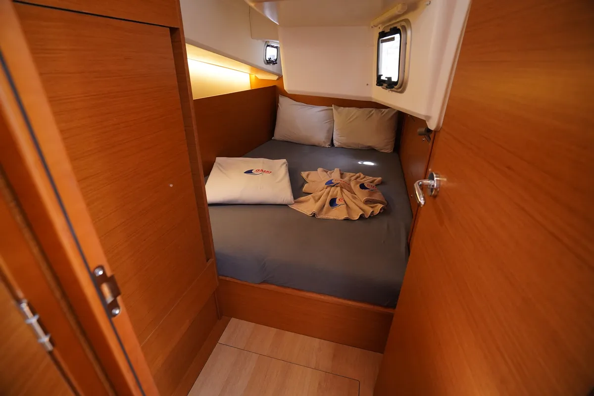 Cabin on Free Me, a Jeanneau Sun Odyssey 410 sailboat at Rhodes, Greece