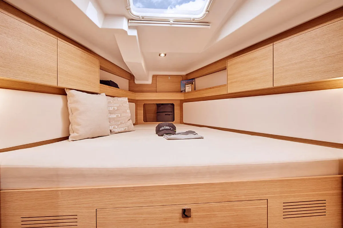 Cabin on Lina, a Elan E5 sailboat at Primošten, Croatia
