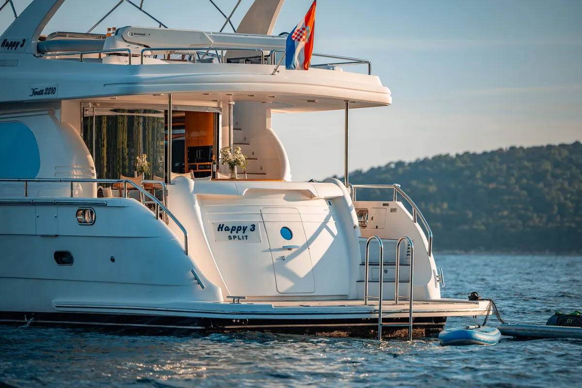 Exterior view of Happy3, a Yaretti 2210 motor yacht at Split, Croatia