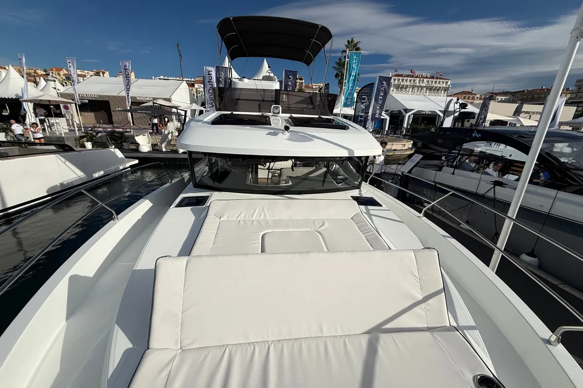 Deck of ZOE, a Beneteau Swift Trawler 37 Fly motorboat at Split, Croatia