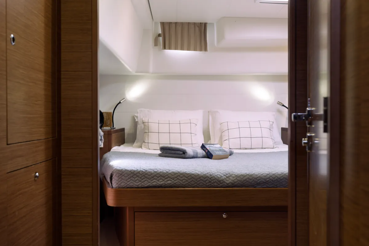 Cabin on Greis, a Lagoon 450 Fly catamaran at Kos, Greece