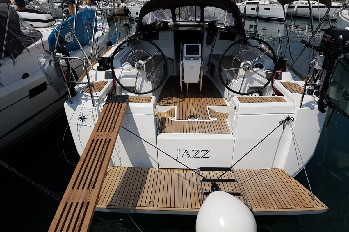 Cockpit of Jazz, a Jeanneau Sun Odyssey 419 sailboat at Općina Sukošan, Croatia