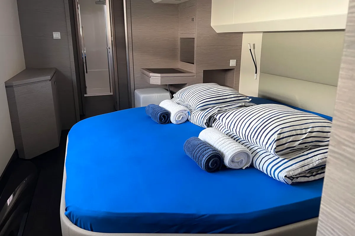 Cabin on Mamma Mia, a Fountaine Pajot MY6 catamaran at Palma de Mallorca, Spain