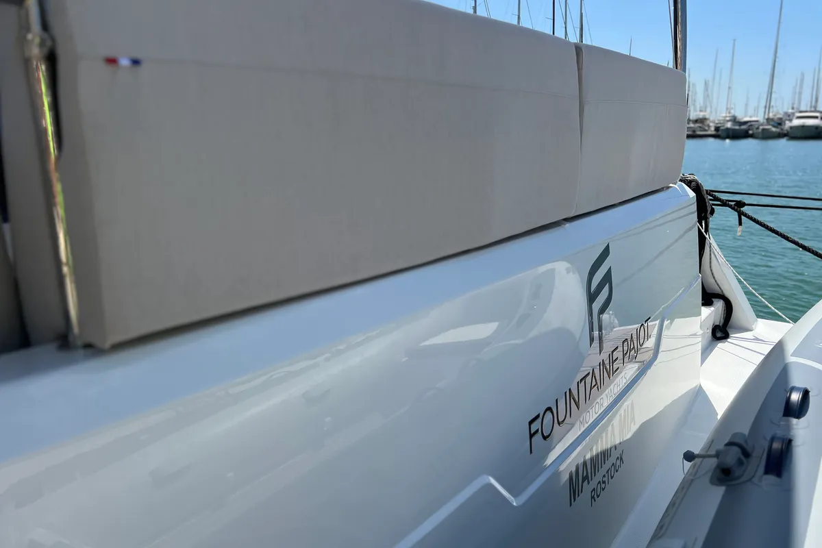 Mamma Mia, a Fountaine Pajot MY6 catamaran at Palma de Mallorca, Spain