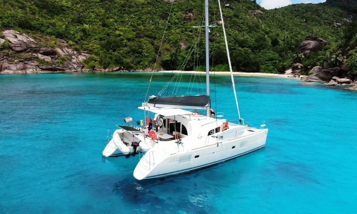 Exterior view of Aride, a Lagoon 380 catamaran at Roche Caiman, Seychelles