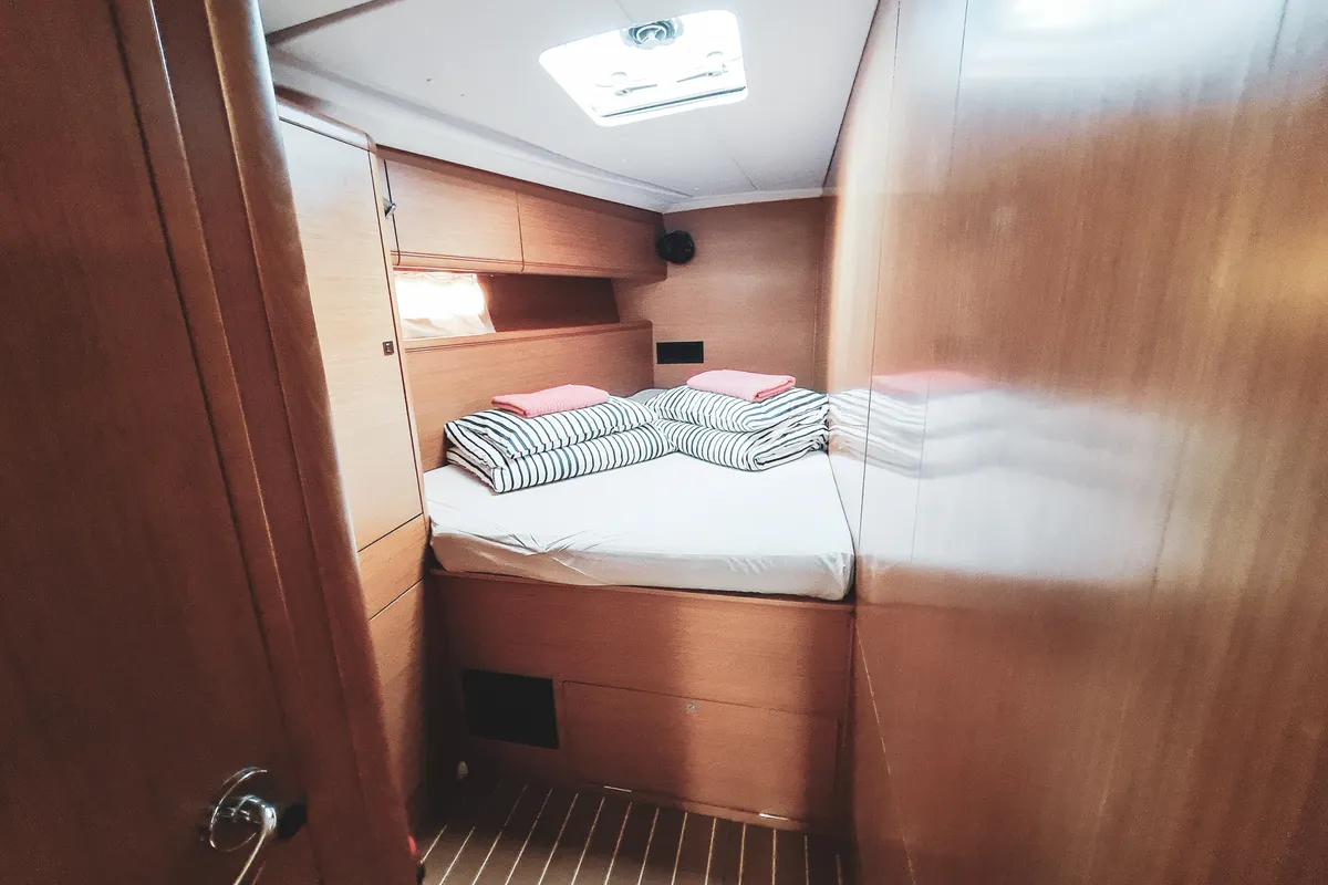 Cabin on MAKEMO, a Jeanneau 53 sailboat at Općina Rogoznica, Croatia