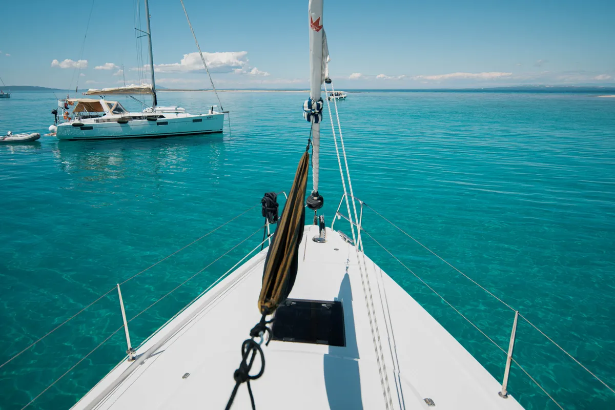 Exterior view of Fiona, a Bavaria C42 sailboat at Općina Medulin, Croatia