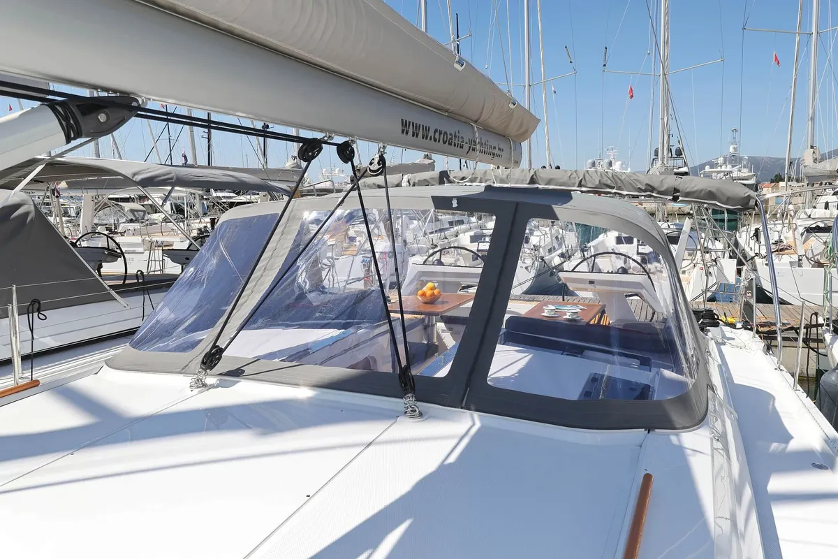 Solace - OW, a Hanse 460 sailboat at Općina Sukošan, Croatia