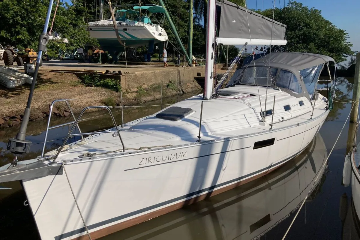 Exterior view of Ziriguidum, a Delta 36 sailboat at Paraty, Brazil