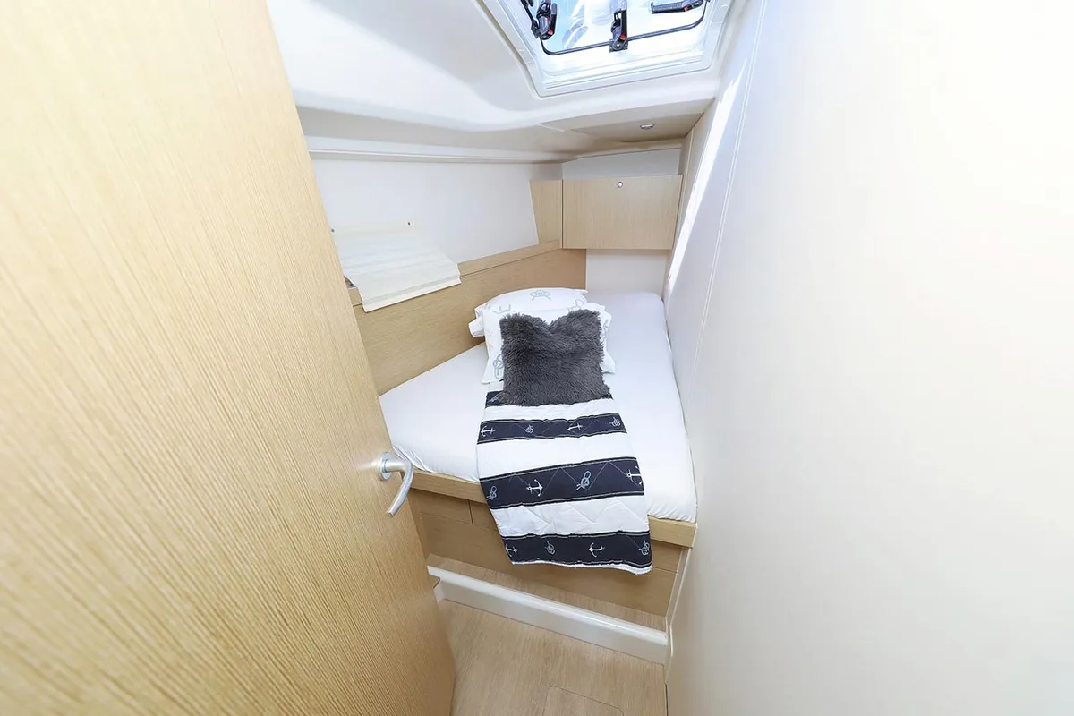 Cabin on Alaska, a Hanse 455 sailboat at Murter, Croatia