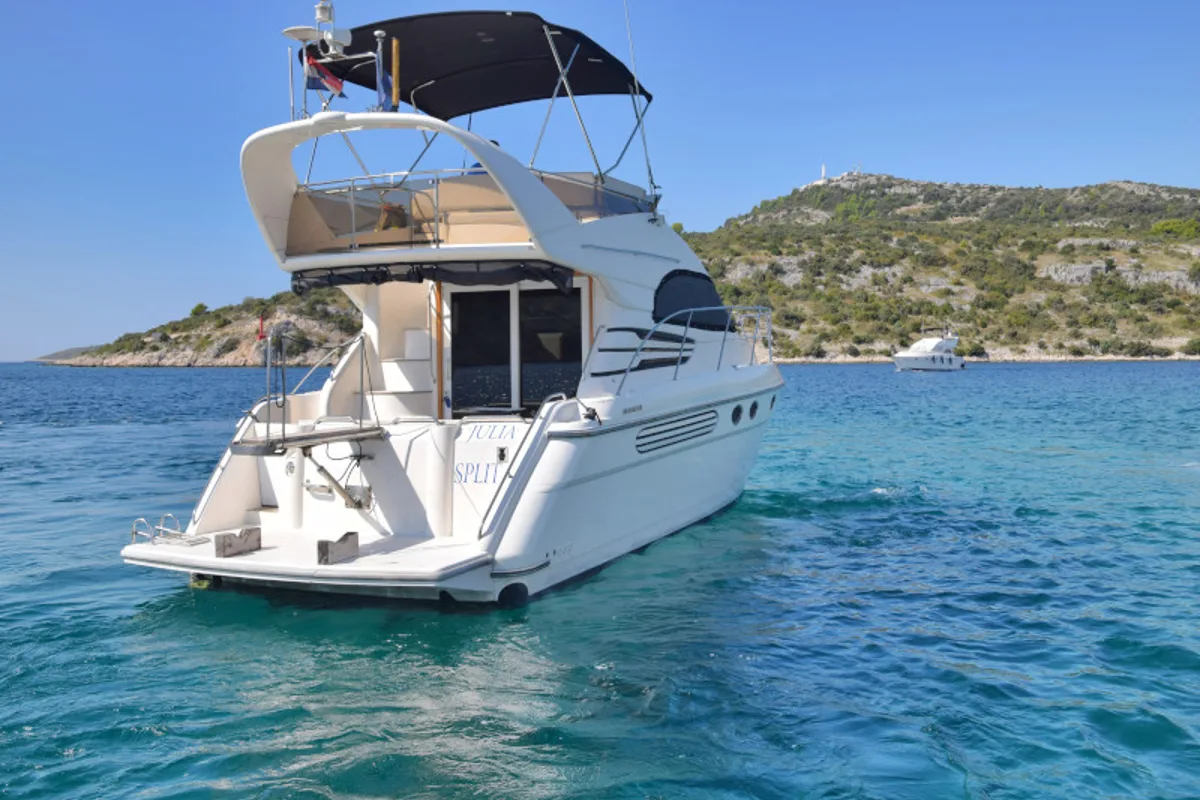 Exterior view of Julia, a Fairline Boats Fairlane Phantom 40 motorboat at Primošten, Croatia
