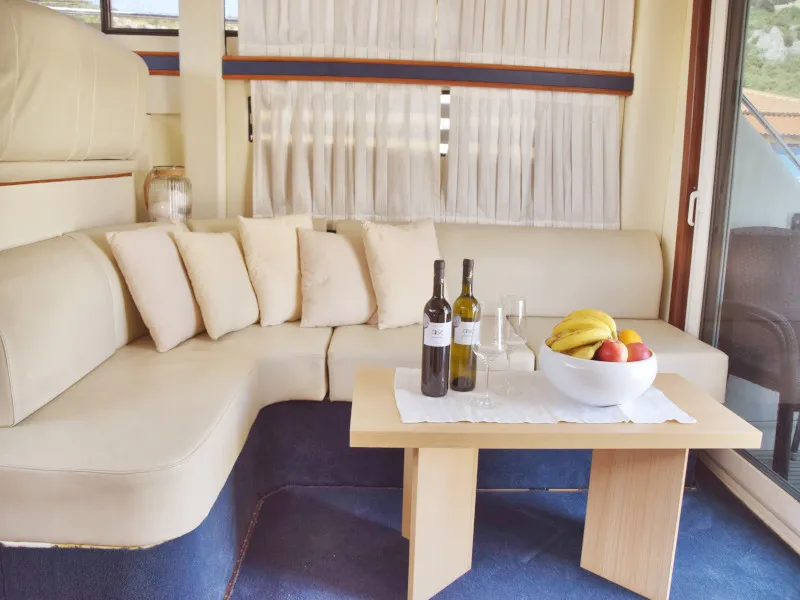 Salon of Julia, a Fairline Boats Fairlane Phantom 40 motorboat at Primošten, Croatia