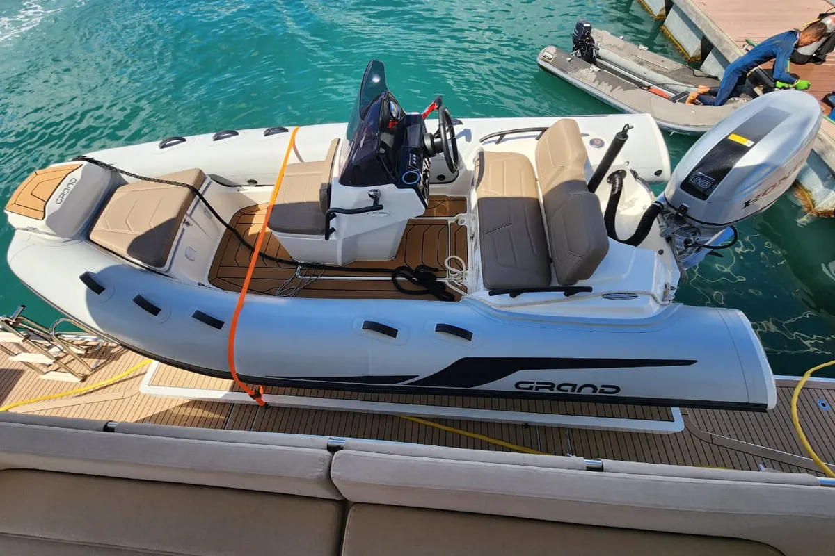 Deck of Four C'S, a Bali 5.8 catamaran at Hyères, France