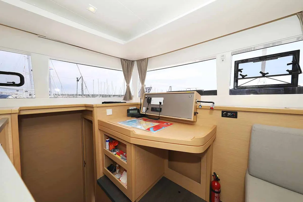 Sunce, a Lagoon 450 F catamaran at Grad Pula, Croatia