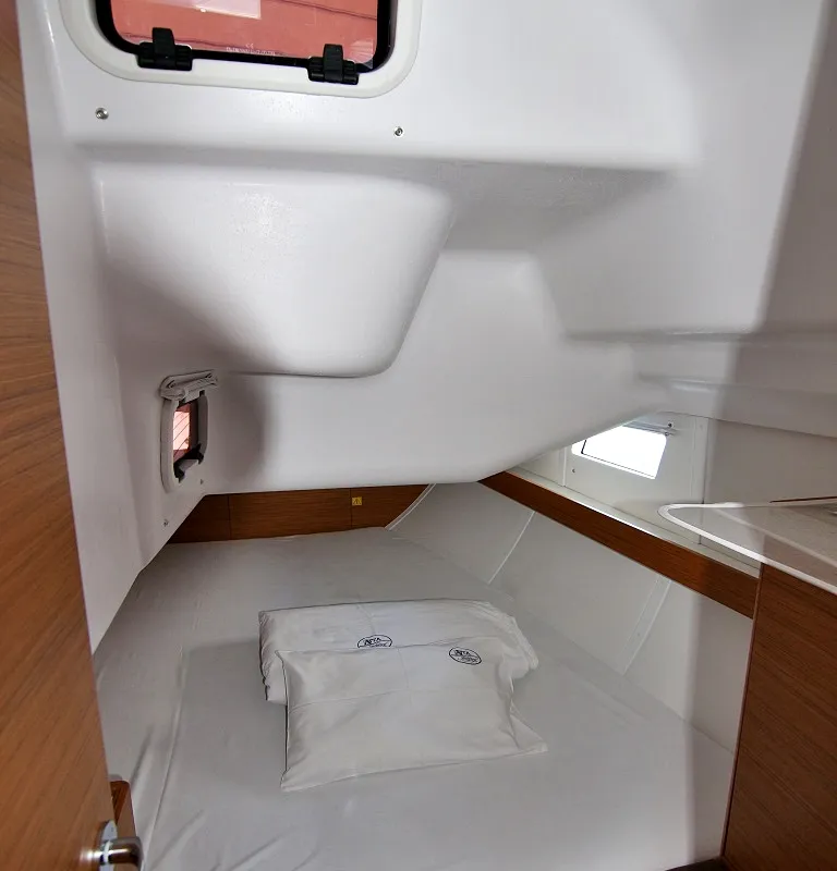 Cabin on Lyra, a Elan Impression 40 sailboat at Sukošan, Croatia