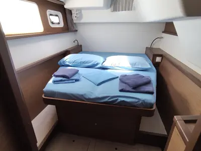 Cabin on Hakuna Matata, a Lagoon 450 F catamaran at Tonnarella, Italy