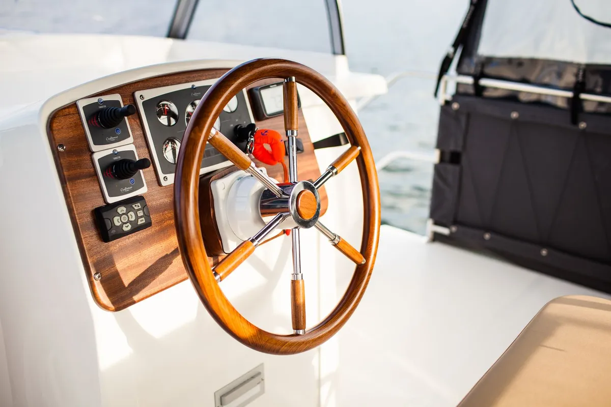 Cockpit of Nautiner 40.2 AFT #2, a Nautiner 40.2 AFT motorboat at Wilkasy, Poland